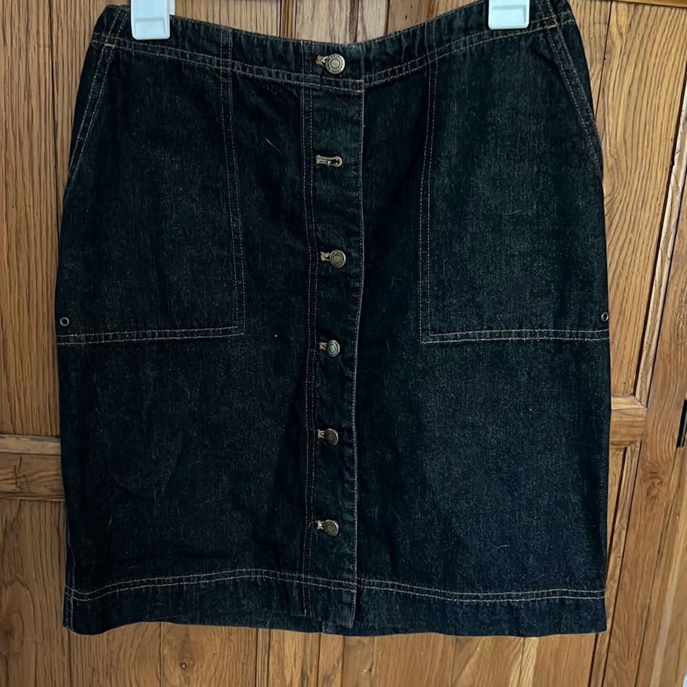 Ralph Lauren dark wash Jean skirt -good condition!